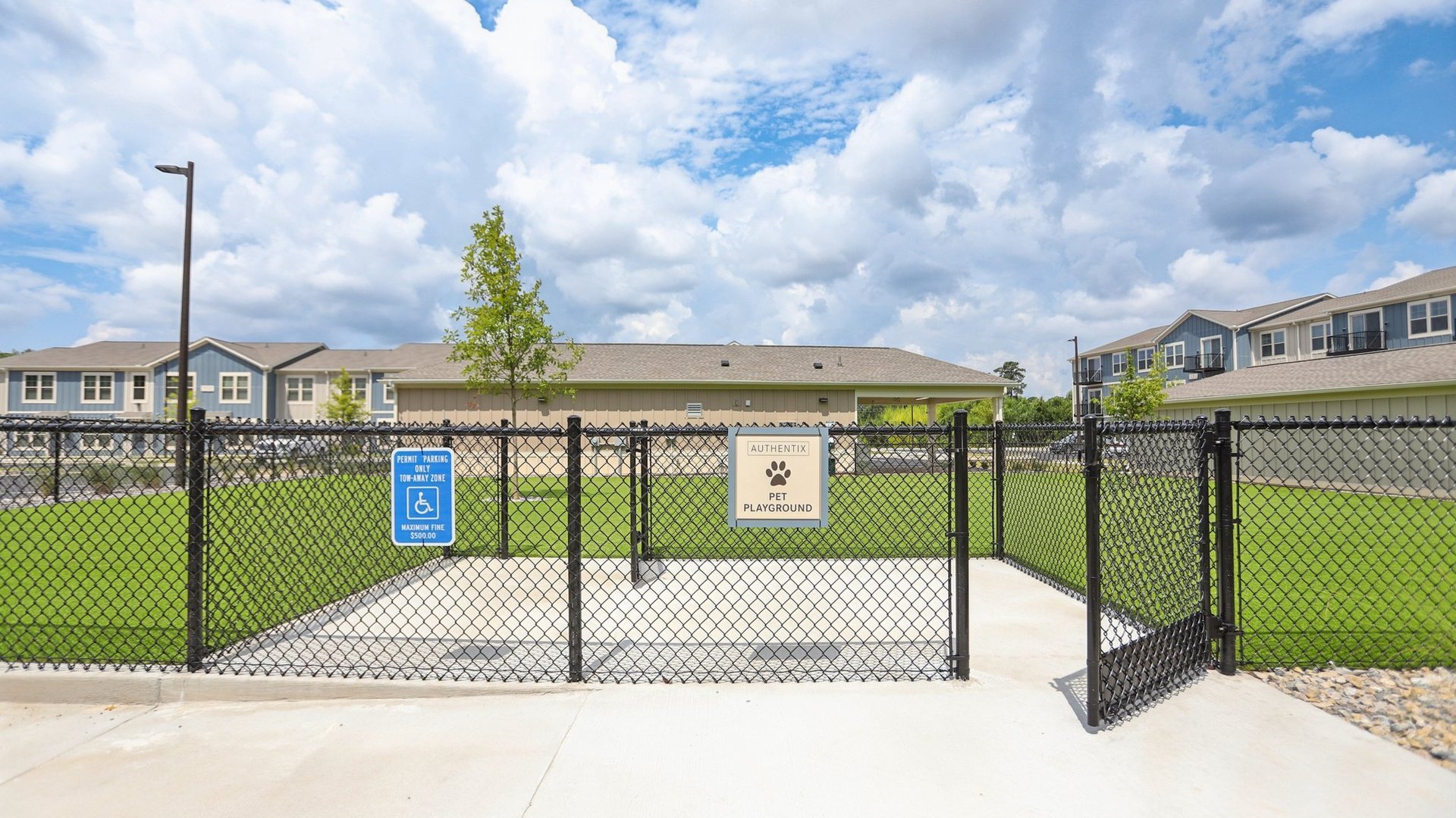Authentix LaGrange Pet Playground