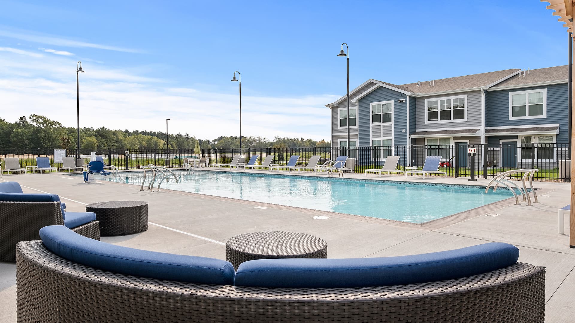 Quincy Street Pool 3-3 Quincy Street Pool 3-3