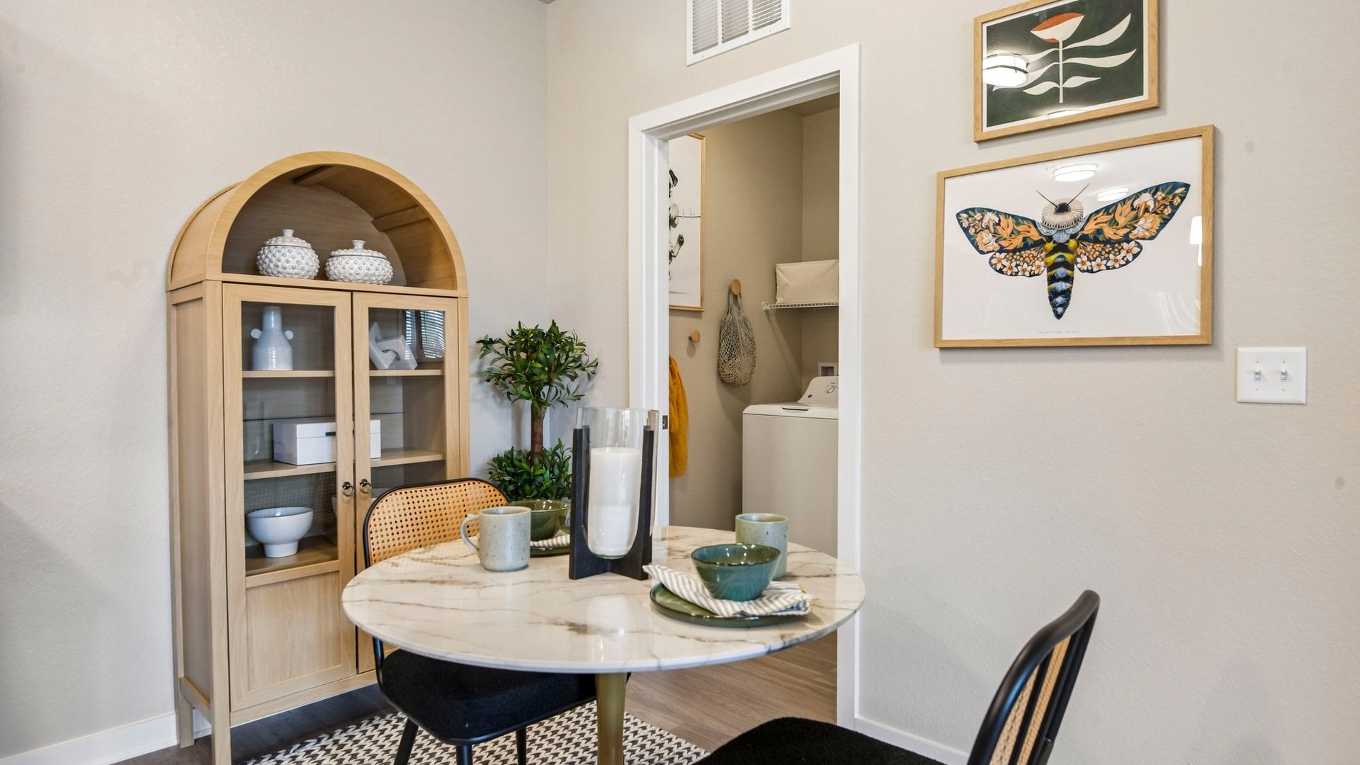 Authentix Spring Hill Dining Room