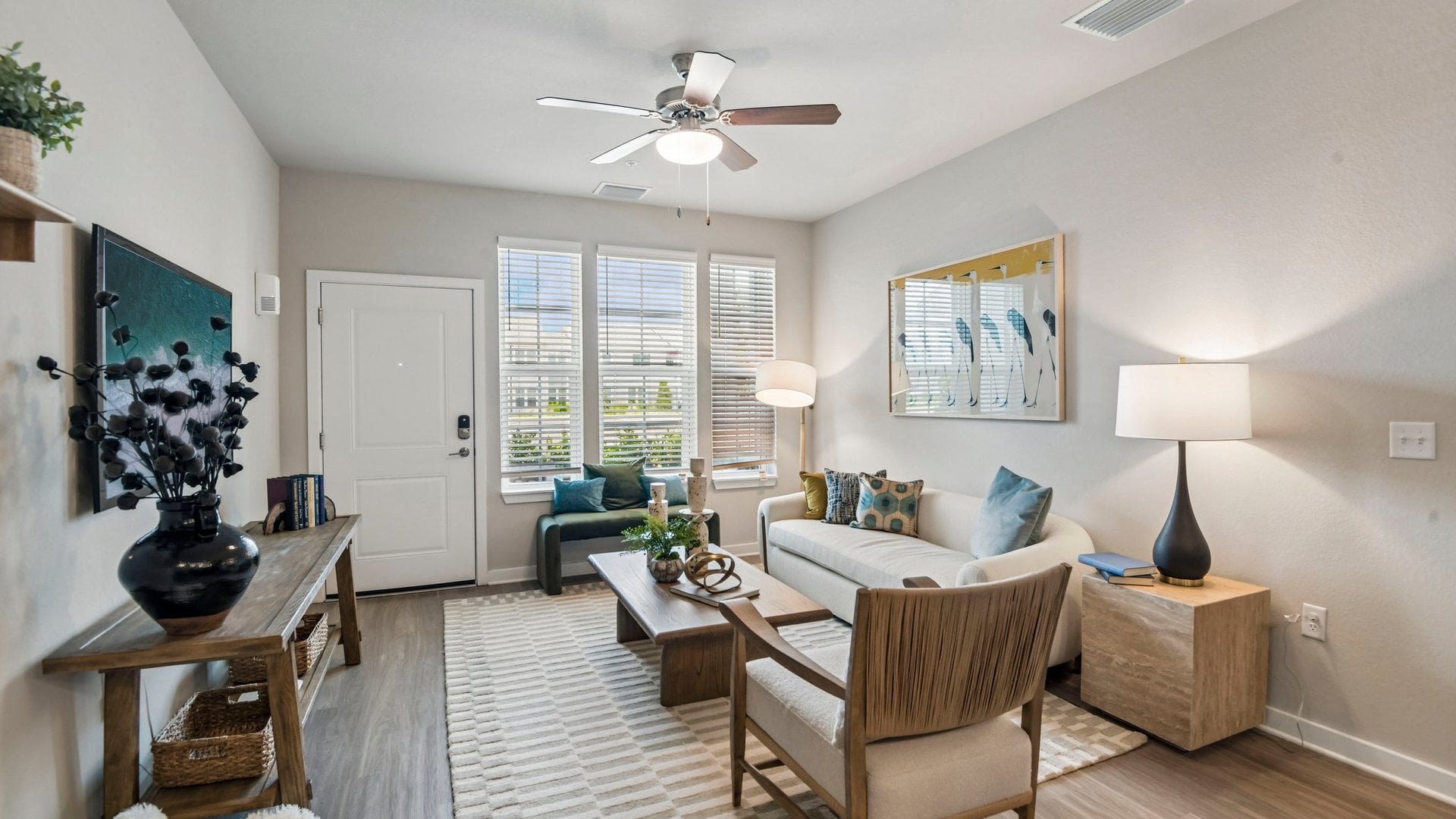 Authentix Spring Hill Living Room (2)